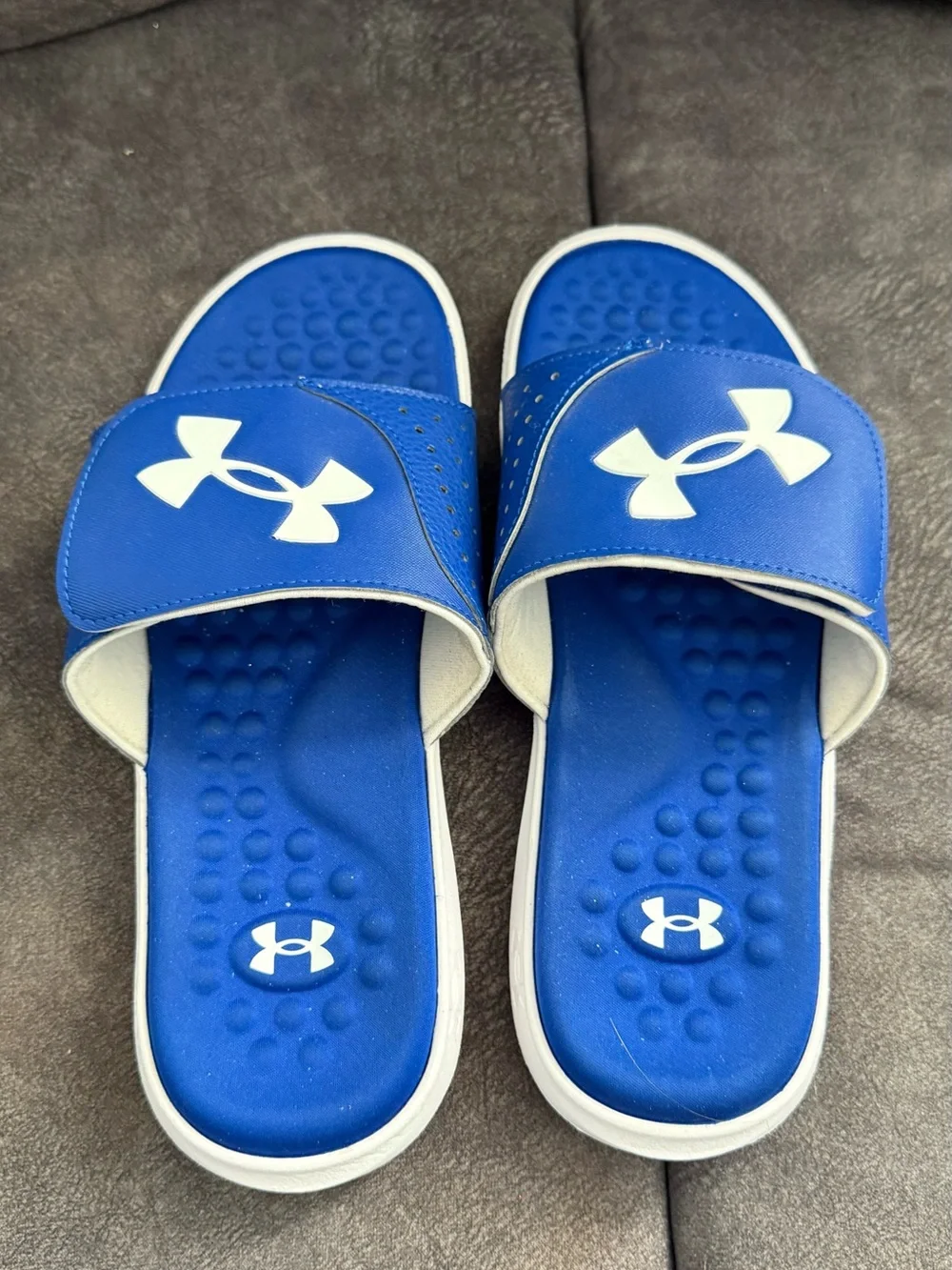 Under Armour Boys' Royal Blue Logo Adjustable Slide Sandals (47)